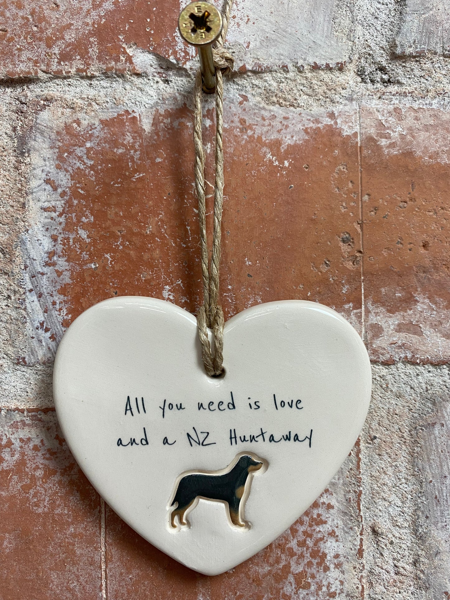 NZ Huntaway ceramic heart