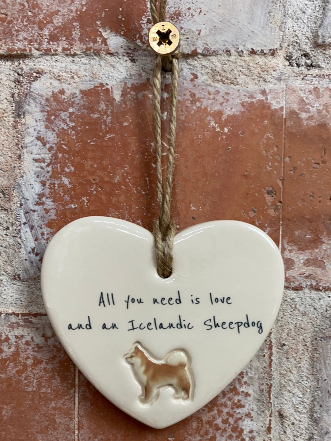 Icelandic Sheepdog ceramic heart